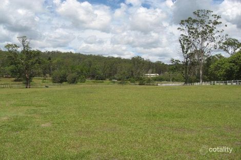 Property photo of 19 Hamilton Close Mooloolah Valley QLD 4553