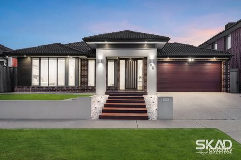 32 Faraday St, Mickleham, VIC 3064