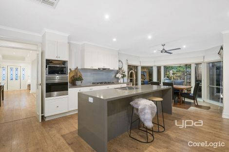 Property photo of 14 Mayfin Court Sunbury VIC 3429