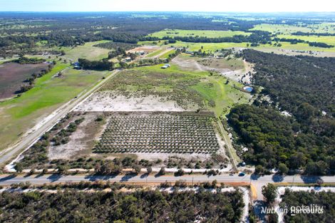 45 Gingin Brook Rd, Muckenburra, WA 6503