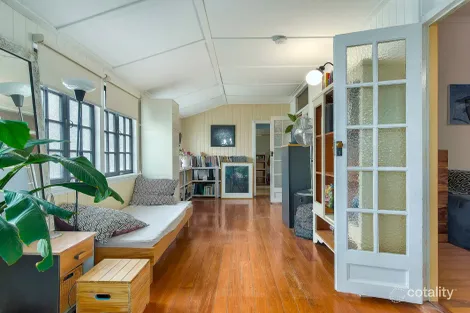 Property photo of 158 Jubilee Terrace Bardon QLD 4065