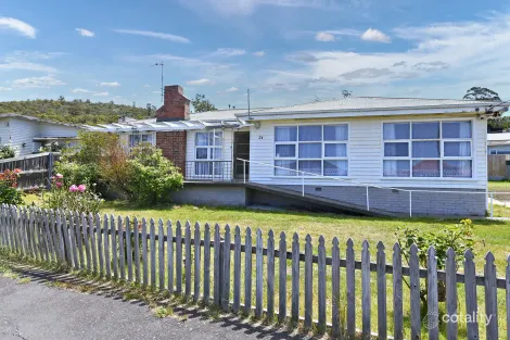 24 Raminea Rd, Lindisfarne, TAS 7015