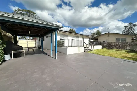 Property photo of 6 Rosemary Place Macquarie Fields NSW 2564