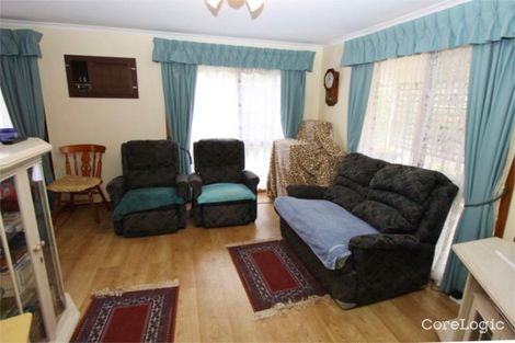 Property photo of 15 Mount Eagle Way Wyndham Vale VIC 3024