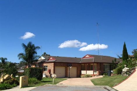 5 Calgarth Ct, Lakelands, NSW 2282