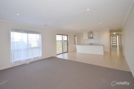 Property photo of 11 Calloway Close Miners Rest VIC 3352