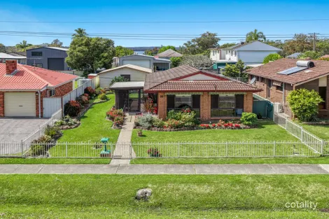 Property photo of 18-20 Vales Road Mannering Park NSW 2259
