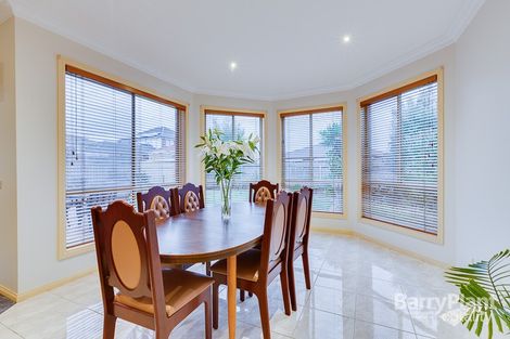 Property photo of 19 Ryland Circuit Delahey VIC 3037