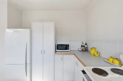 Property photo of 9/28 Alexandra Esplanade Bellerive TAS 7018
