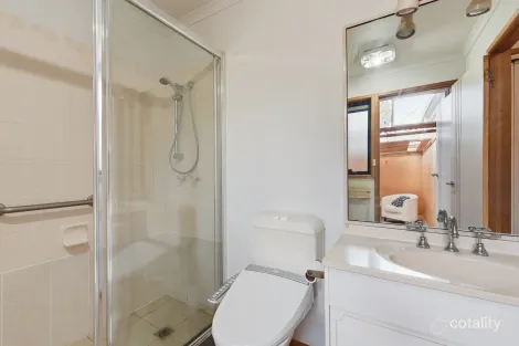 Property photo of 9/28 Alexandra Esplanade Bellerive TAS 7018
