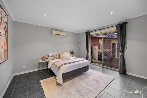 Property photo of 6 Comic Court New Gisborne VIC 3438