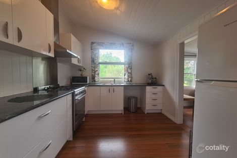 Property photo of 32 Charles Street Crows Nest QLD 4355
