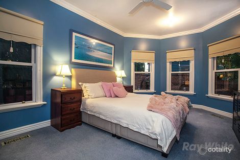 Property photo of 2/34 Hutton Avenue Ferntree Gully VIC 3156