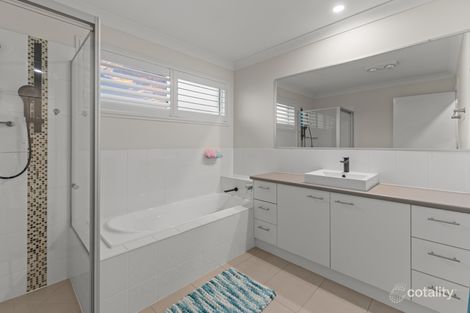 Property photo of 5 Wirega Street Wavell Heights QLD 4012