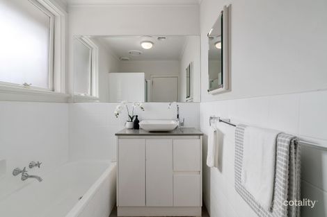 Property photo of 2/424 North Road Ormond VIC 3204