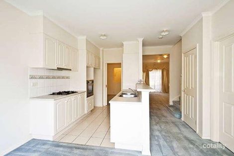 Property photo of 8 Hester Walk Macleod VIC 3085