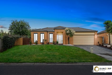 14 Meribel Way, Lynbrook, VIC 3975