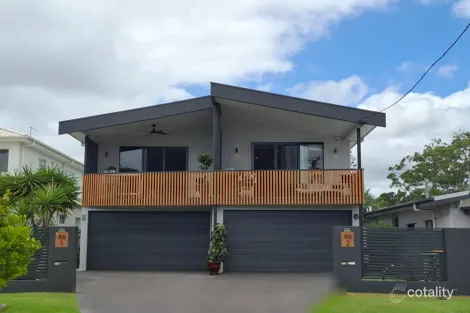 Property photo of 2/46 Second Avenue Palm Beach QLD 4221