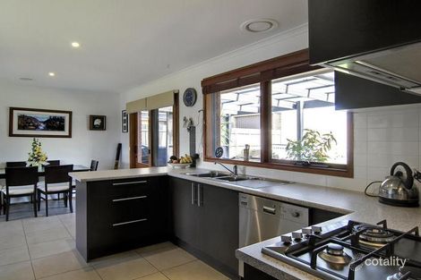 Property photo of 24 Austral Crescent Baxter VIC 3911