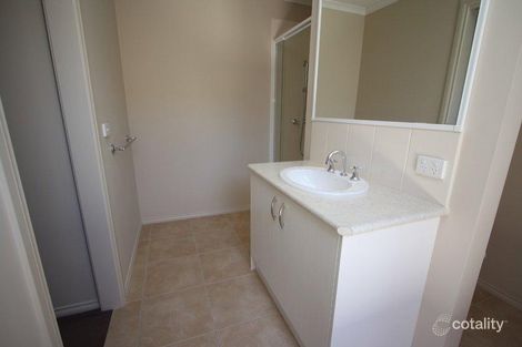 Property photo of 77 Melissa Way Pakenham VIC 3810