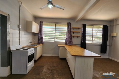 4 Seventh Ave, Parkside, QLD 4825