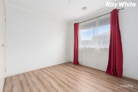Property photo of 5 Hayes Court Pakenham VIC 3810