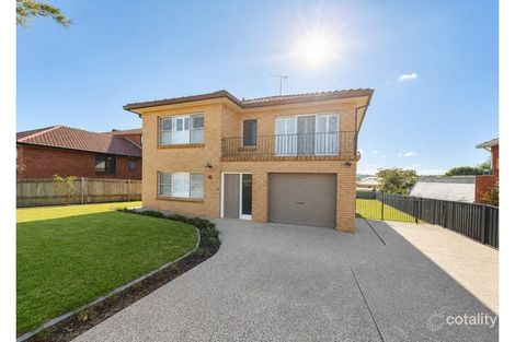 26 Korrongulla Cres, Primbee, NSW 2502