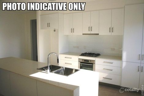 Property photo of 7 Flemington Road Emerald QLD 4720