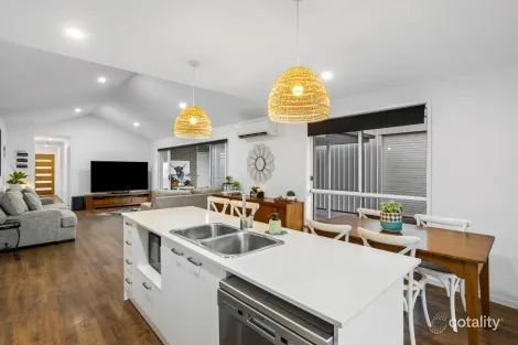 Property photo of 6 Saintly Crescent Beaudesert QLD 4285