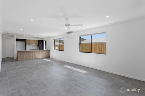 Property photo of 31 Jim Davidson Boulevard Belivah QLD 4207