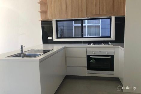 Property photo of 3 Scribbly Place Macquarie Fields NSW 2564