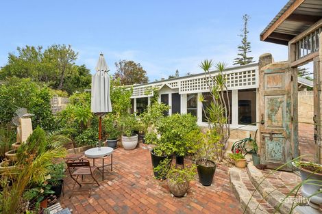 34a Samson St, White Gum Valley, WA 6162