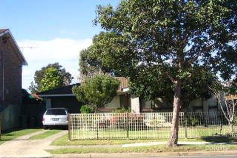 100 Humphries Rd, St Johns Park, NSW 2176