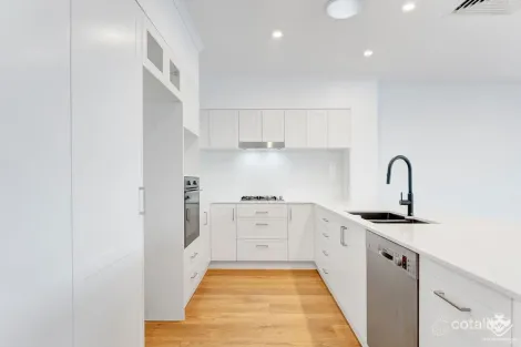 Property photo of 4/27 Vernon Terrace Teneriffe QLD 4005