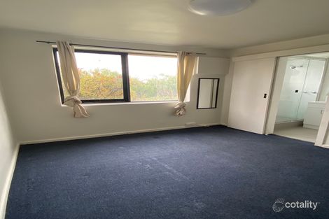 Property photo of 5/18A Bloomfield Road Ascot Vale VIC 3032