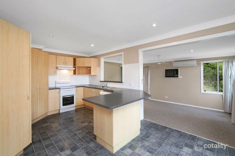 Property photo of 5 Lorraine Avenue Point Clare NSW 2250