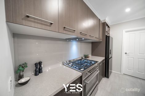 31 Plymouth Bvd, Clyde North, VIC 3978