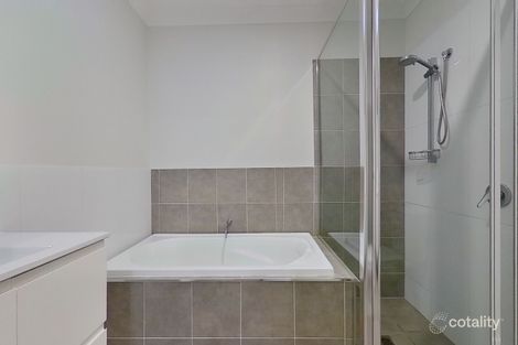 Property photo of 40A Champagne Drive Dubbo NSW 2830
