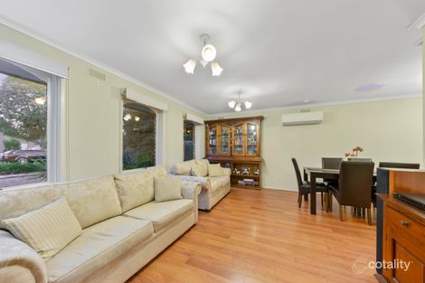 Property photo of 17 Clairmont Avenue Cranbourne VIC 3977