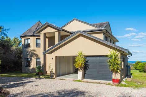 Property photo of 11 Lane Cove Road Ingleside NSW 2101