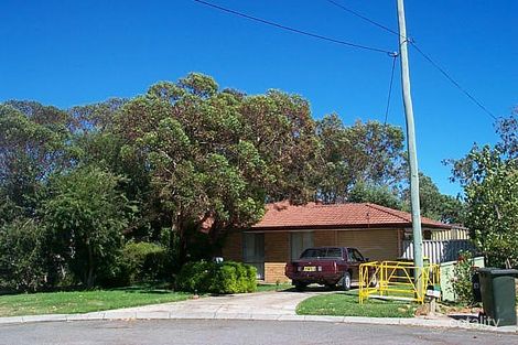 11 Eppalock Gr, South Lake, WA 6164