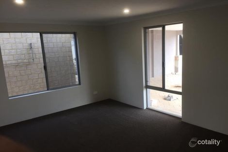 Property photo of 1/12 Loder Way South Guildford WA 6055