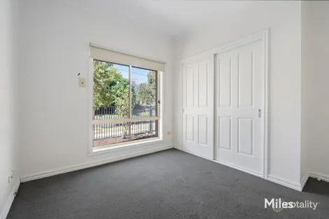 Property photo of 9B Barce Place Heidelberg West VIC 3081