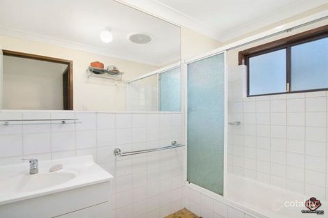 Property photo of 54 Benowa Road Southport QLD 4215