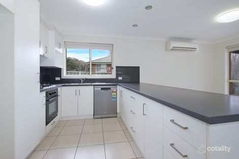 Property photo of 20 Stringybark Court Thurgoona NSW 2640