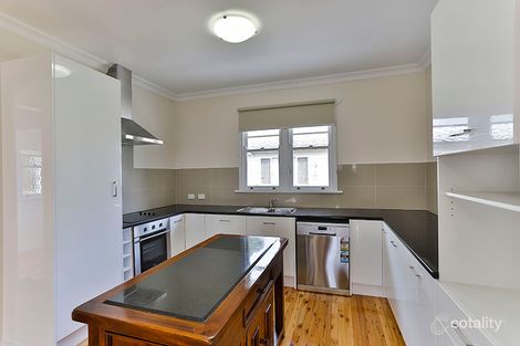 Property photo of 30 Suffolk Street East Toowoomba QLD 4350