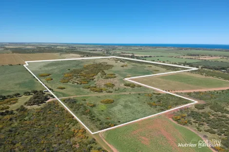 34658 Brand Hwy, Greenough, WA 6532