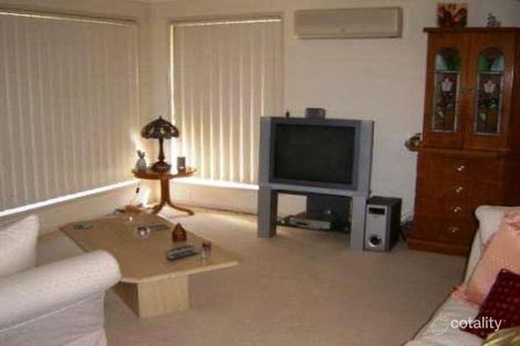Property photo of 4 Wren Court Flinders View QLD 4305