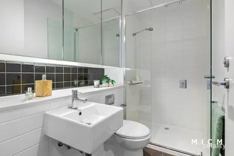 Property photo of 418/32 Bray Street South Yarra VIC 3141