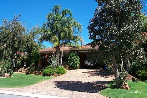 11 Fern Leaf Ct, Leeming, WA 6149